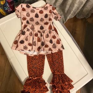 Fall themed leopard matching outfit